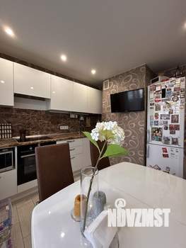 2-к квартира, вторичка, 59м2, 9/18 этаж