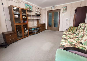 4-к квартира, вторичка, 72м2, 4/9 этаж