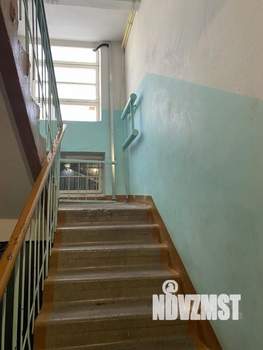 2-к квартира, вторичка, 42м2, 1/4 этаж