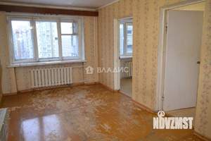 4-к квартира, вторичка, 61м2, 3/5 этаж