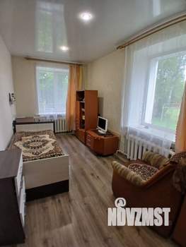 2-к квартира, вторичка, 43м2, 1/4 этаж