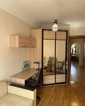 3-к квартира, вторичка, 78м2, 2/4 этаж