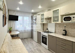 2-к квартира, вторичка, 54м2, 1/4 этаж