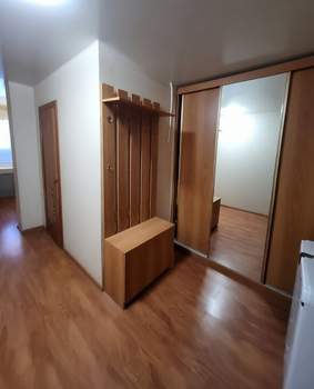 1-к квартира, вторичка, 38м2, 1/10 этаж