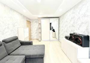 2-к квартира, вторичка, 53м2, 1/5 этаж