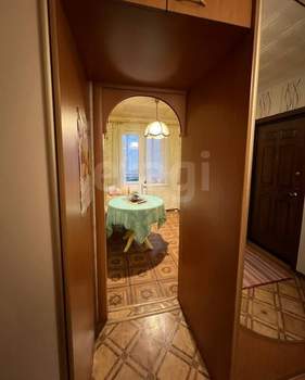 2-к квартира, вторичка, 53м2, 1/5 этаж