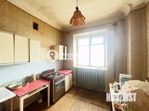 3-к квартира, вторичка, 80м2, 1/2 этаж