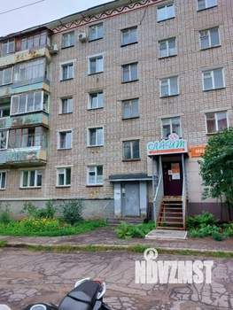 4-к квартира, вторичка, 61м2, 1/5 этаж