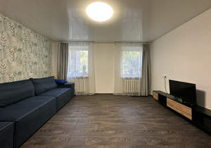 4-к квартира, вторичка, 80м2, 1/9 этаж