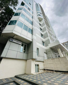 3-к квартира, вторичка, 82м2, 8/17 этаж