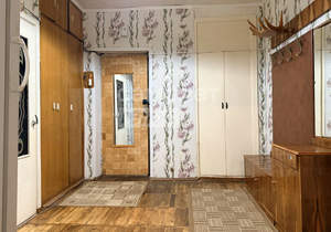 4-к квартира, вторичка, 108м2, 2/5 этаж