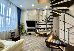 4-к квартира, вторичка, 143м2, 17/18 этаж