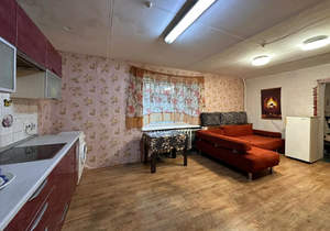 2-к квартира, вторичка, 62м2, 1/9 этаж