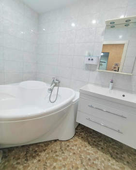 3-к квартира, вторичка, 85м2, 11/18 этаж