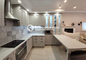 4-к квартира, вторичка, 105м2, 1/4 этаж