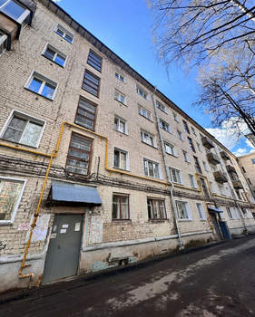 2-к квартира, вторичка, 42м2, 1/5 этаж