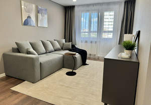 2-к квартира, вторичка, 62м2, 7/17 этаж