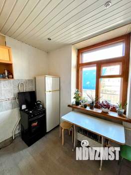 2-к квартира, вторичка, 44м2, 4/4 этаж