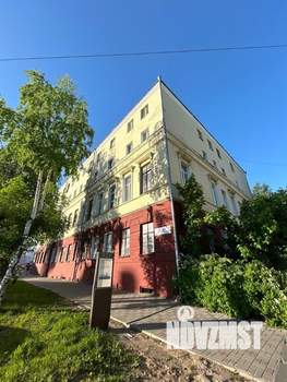 4-к квартира, вторичка, 128м2, 2/4 этаж