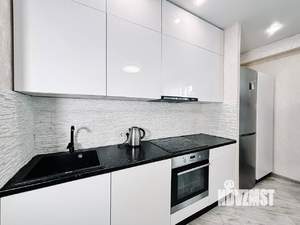2-к квартира, вторичка, 57м2, 19/22 этаж