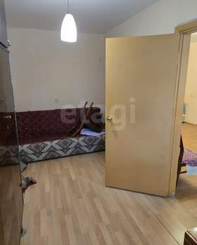 3-к квартира, вторичка, 55м2, 3/5 этаж
