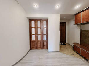 2-к квартира, вторичка, 75м2, 5/5 этаж