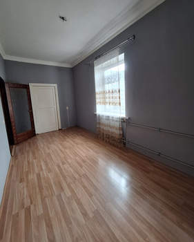 3-к квартира, вторичка, 74м2, 4/4 этаж