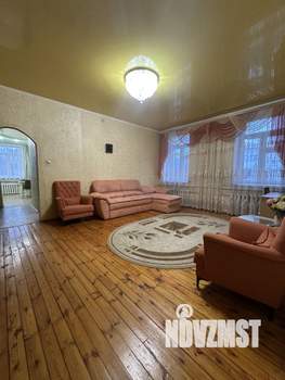 4-к квартира, вторичка, 108м2, 1/2 этаж