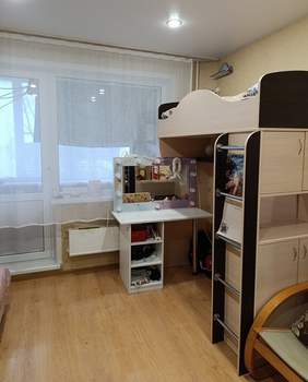 4-к квартира, вторичка, 87м2, 1/10 этаж