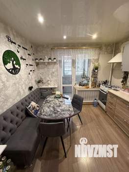 2-к квартира, вторичка, 53м2, 1/5 этаж