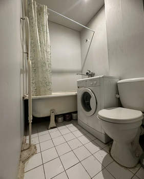 2-к квартира, вторичка, 46м2, 1/5 этаж