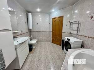 4-к квартира, вторичка, 142м2, 3/5 этаж