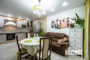 3-к квартира, вторичка, 110м2, 6/6 этаж