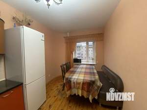 4-к квартира, вторичка, 135м2, 3/5 этаж