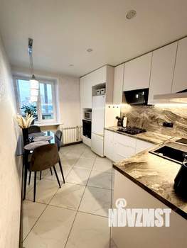 2-к квартира, вторичка, 52м2, 10/10 этаж