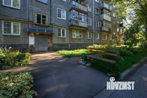 3-к квартира, вторичка, 59м2, 4/5 этаж