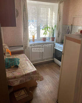 2-к квартира, вторичка, 42м2, 1/4 этаж