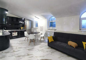 2-к квартира, вторичка, 75м2, 3/3 этаж