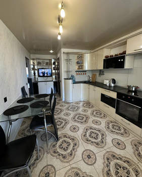 3-к квартира, вторичка, 74м2, 4/15 этаж