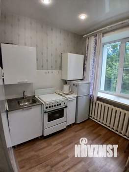 2-к квартира, вторичка, 43м2, 1/4 этаж