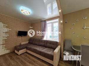 3-к квартира, вторичка, 60м2, 1/10 этаж