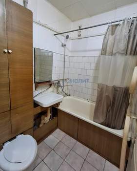 2-к квартира, вторичка, 45м2, 1/5 этаж