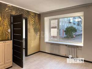 3-к квартира, вторичка, 42м2, 1/5 этаж