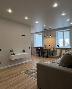 2-к квартира, вторичка, 57м2, 9/9 этаж