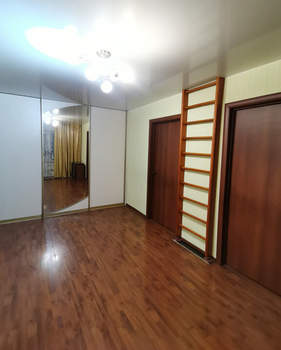 4-к квартира, вторичка, 61м2, 4/5 этаж