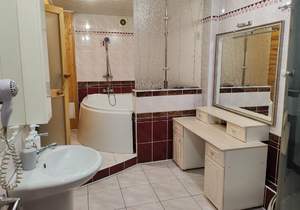 3-к квартира, вторичка, 120м2, 8/11 этаж