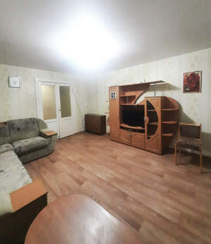 4-к квартира, вторичка, 76м2, 2/9 этаж