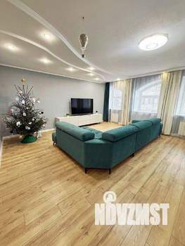 4-к квартира, вторичка, 137м2, 1/5 этаж