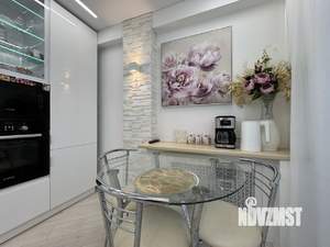 2-к квартира, вторичка, 65м2, 11/16 этаж