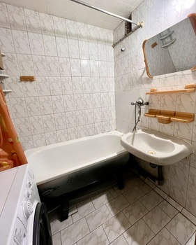 4-к квартира, вторичка, 87м2, 10/10 этаж